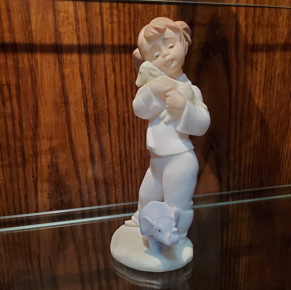 Lullaby by Golden Memories Lladro